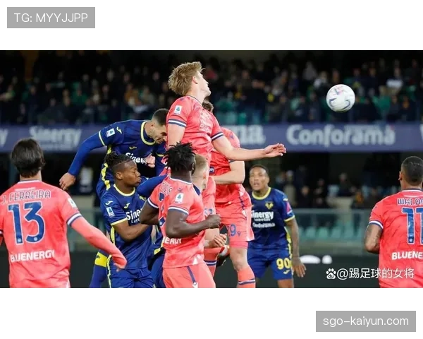 维罗纳在赛前最后一次合练中重点演练了定位球进攻后的防守站位